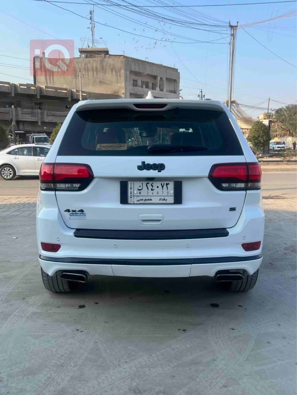 جیپ گراند شیرۆکی